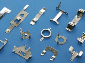Metal contact plates
